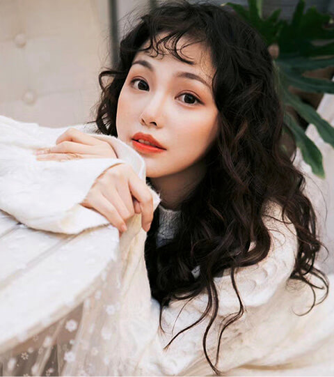 Jie, 24